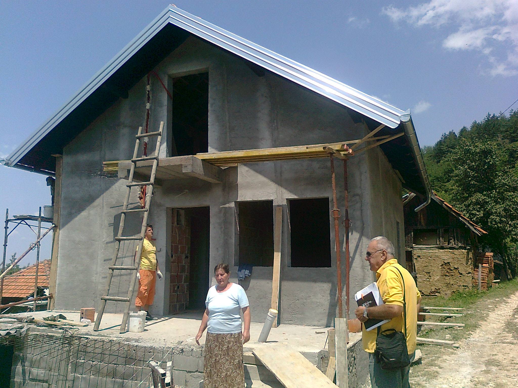 Izgradnja porodičnih kuća za socijalno ugrožene porodice NHU OSLONAC