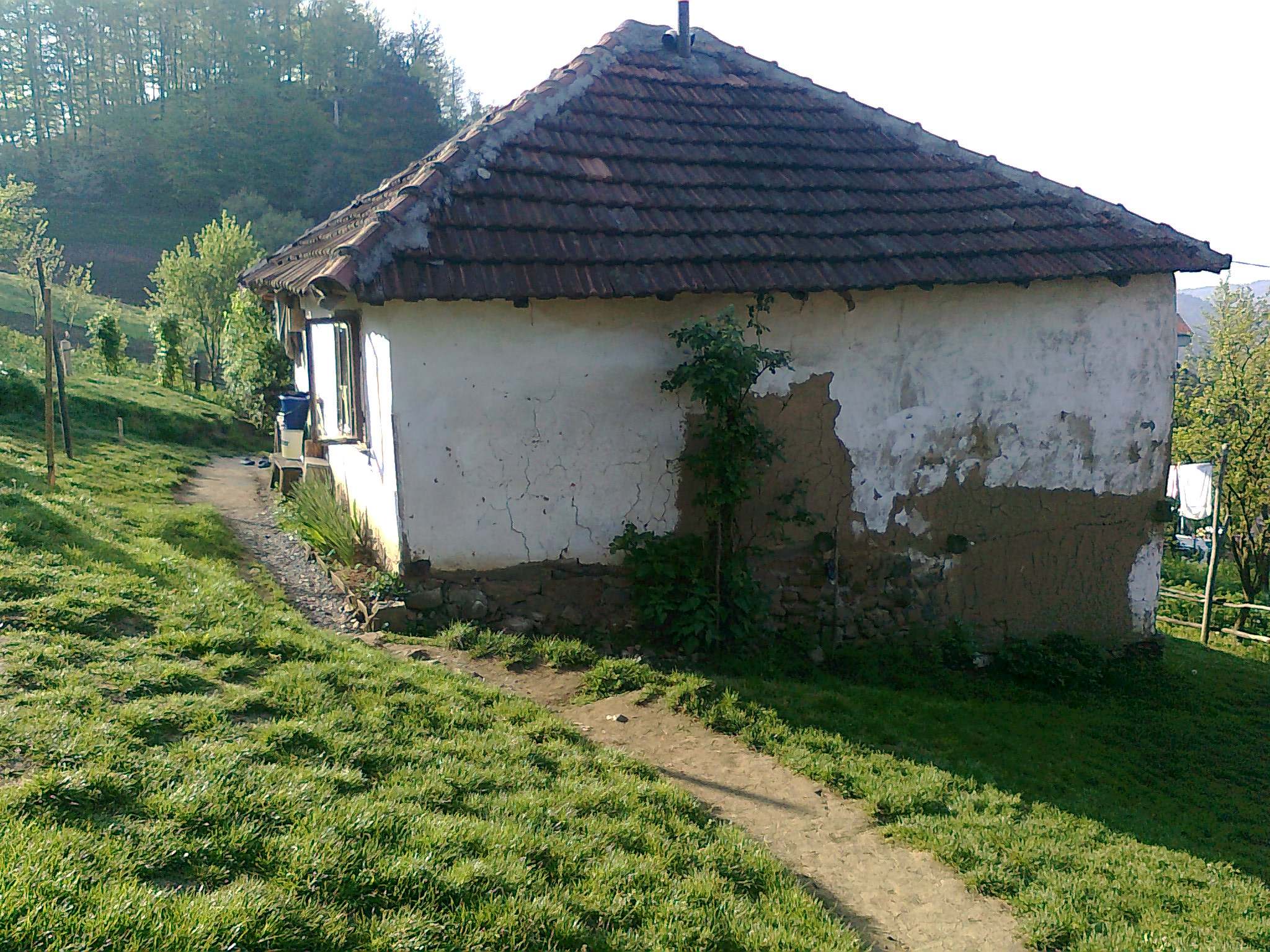 Izgradnja porodičnih kuća za socijalno ugrožene porodice NHU OSLONAC