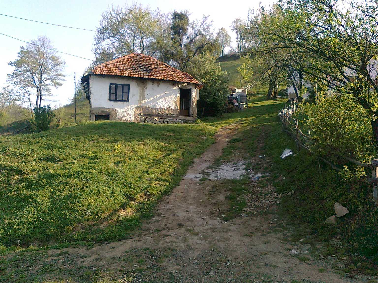 Izgradnja porodičnih kuća za socijalno ugrožene porodice NHU OSLONAC